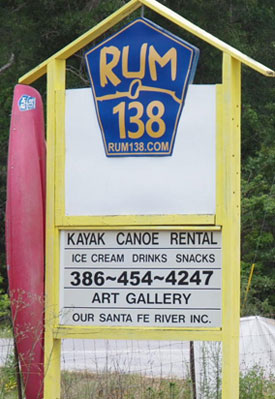 Rum 138 sign