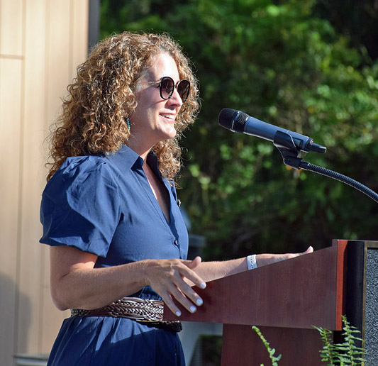 State Senator Jennifer Bradley at the Quinn & Keith Leibfried Stem building ribbon cutting ceremony.