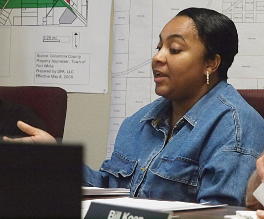 Couuncilwoman Monica Merricks wasted no time in showing her displeasure of taking on FB posts.