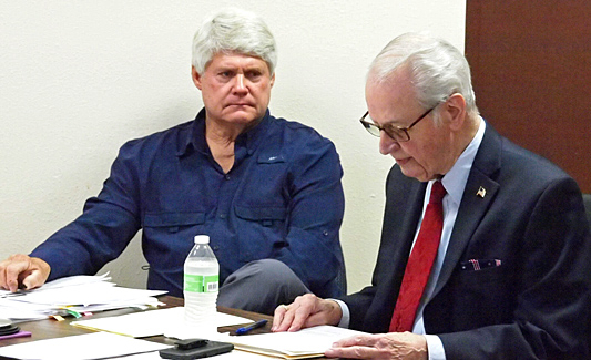 Glenn Hunter (left; Leonard Ireland (right)